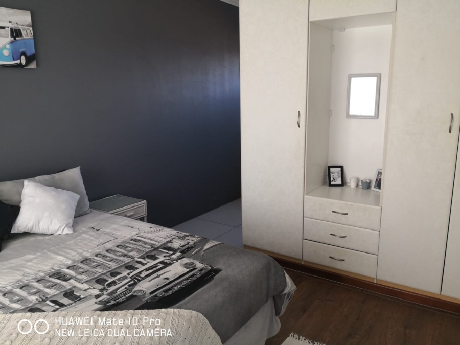 4 Bedroom Property for Sale in Vaalpark Free State